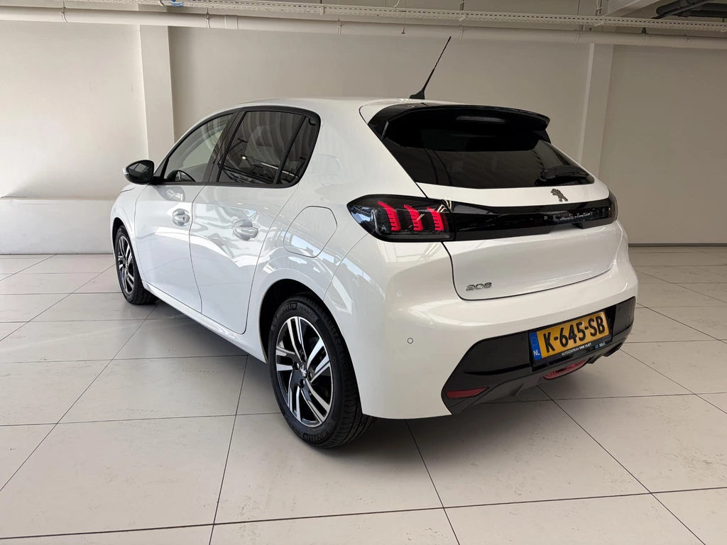Peugeot 208 – foto 3