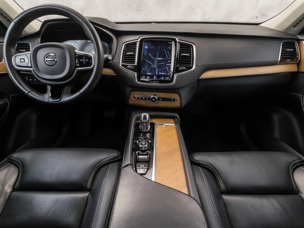 Volvo XC90 – foto 8