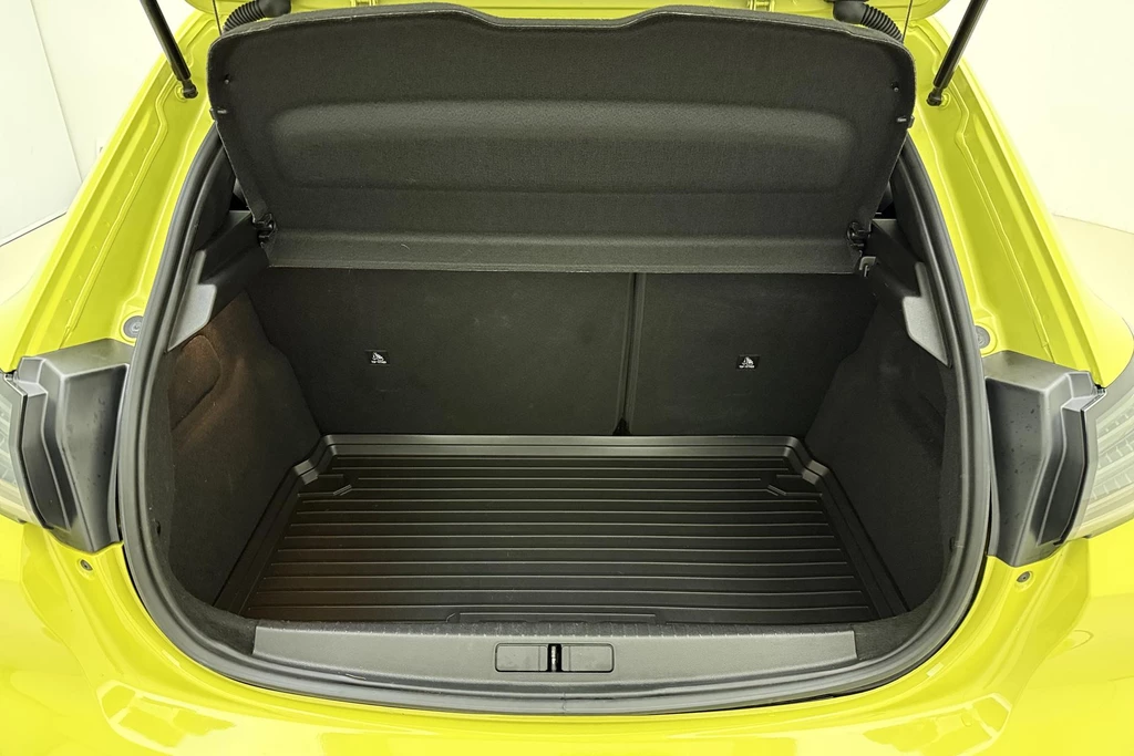 Peugeot 208 – foto 12