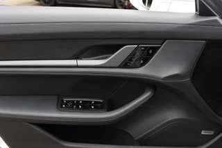 Porsche Taycan – thumbnail 38