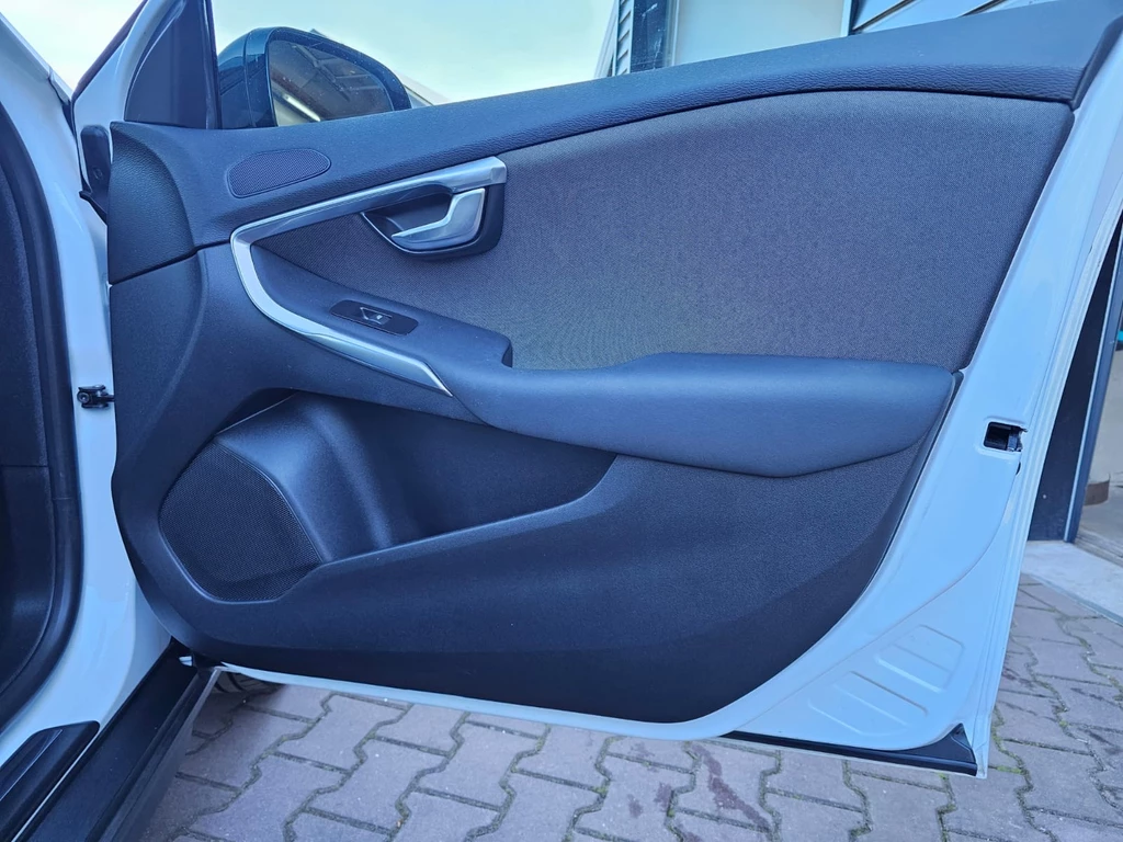 Volvo V40 – foto 40