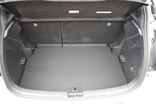 Toyota Yaris – thumbnail 16