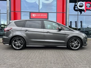 Ford S-Max – thumbnail 4