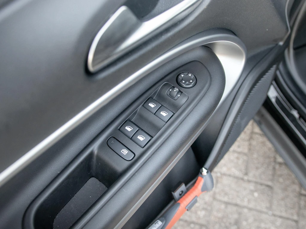 Jeep Avenger – foto 24