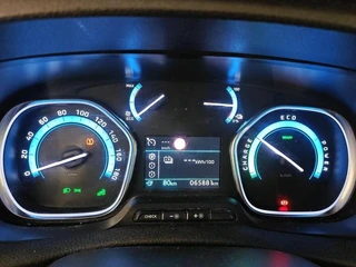 Opel Vivaro-e – thumbnail 9