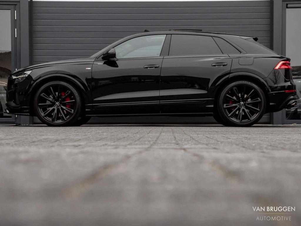 Audi Q8 – foto 4