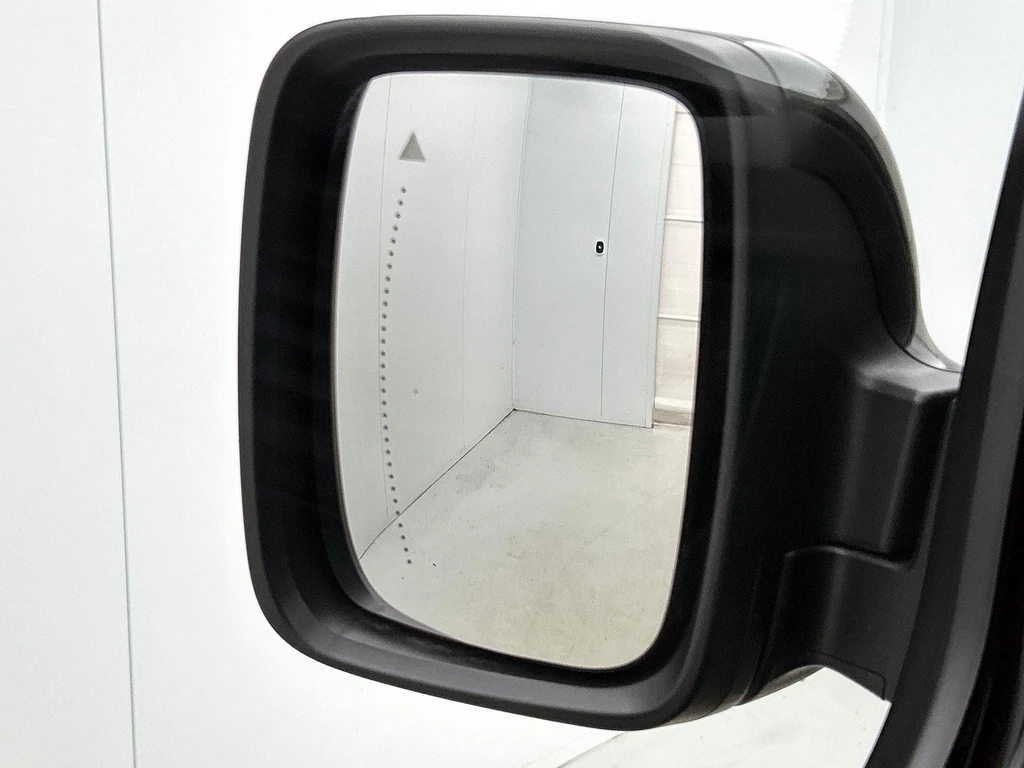Renault Trafic – foto 32