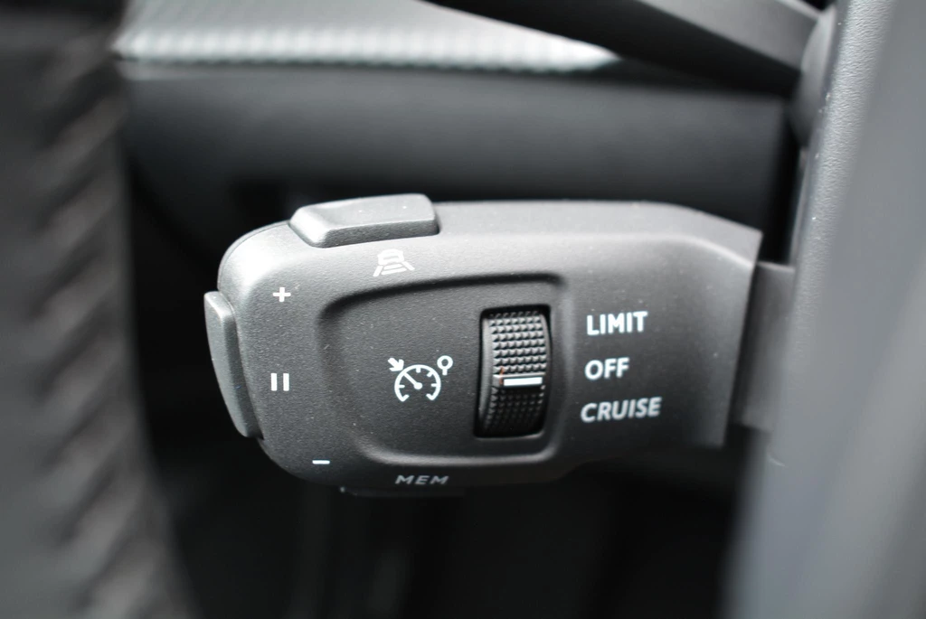 Peugeot e-2008 – foto 24