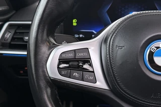 BMW i4 – thumbnail 25