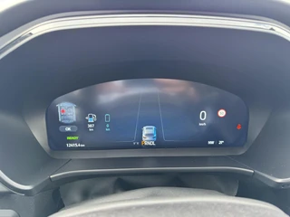Ford Kuga – thumbnail 21
