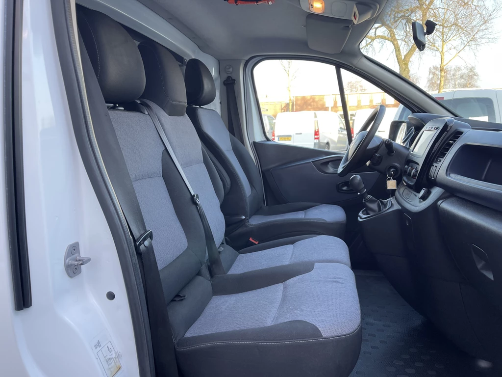 Opel Vivaro – foto 16