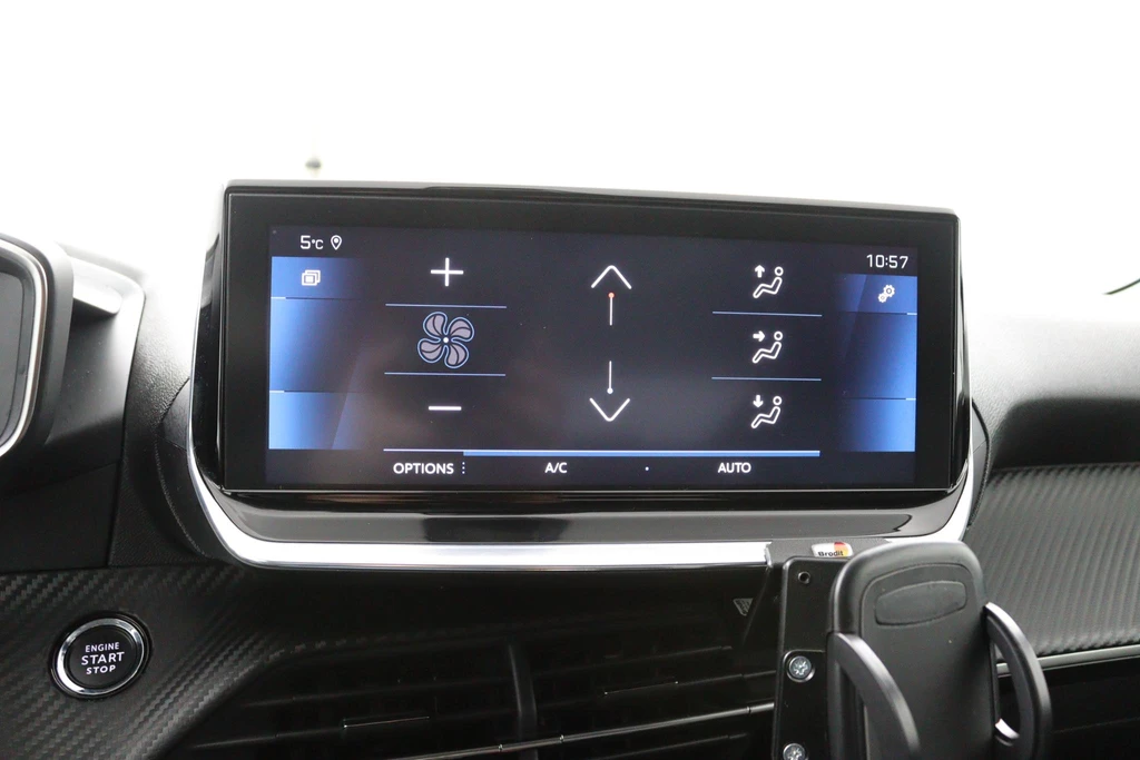 Peugeot 208 – foto 32