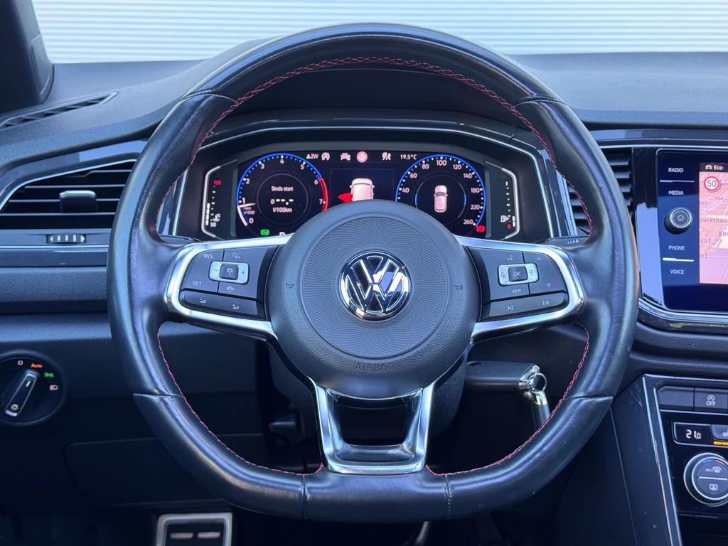 Volkswagen T-Roc – foto 12