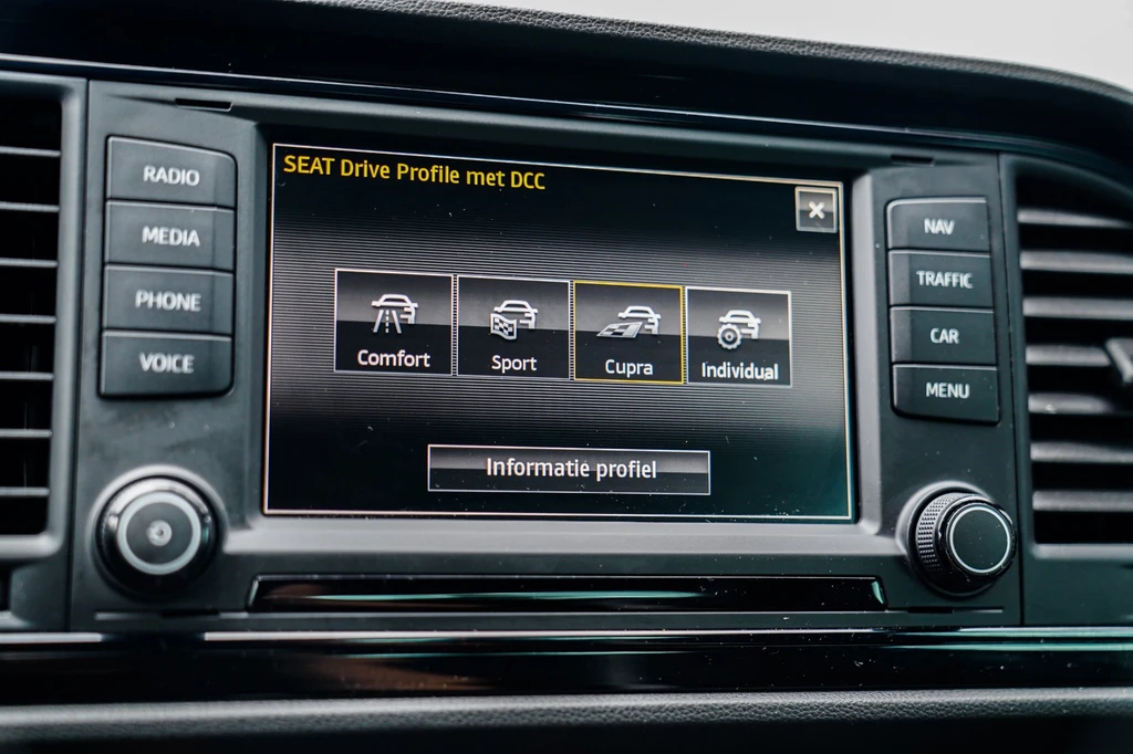 SEAT Leon – foto 30