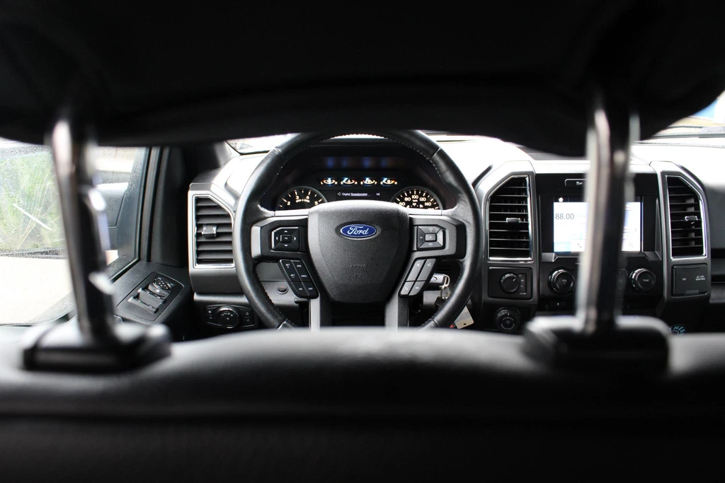 Ford F-150 – foto 16