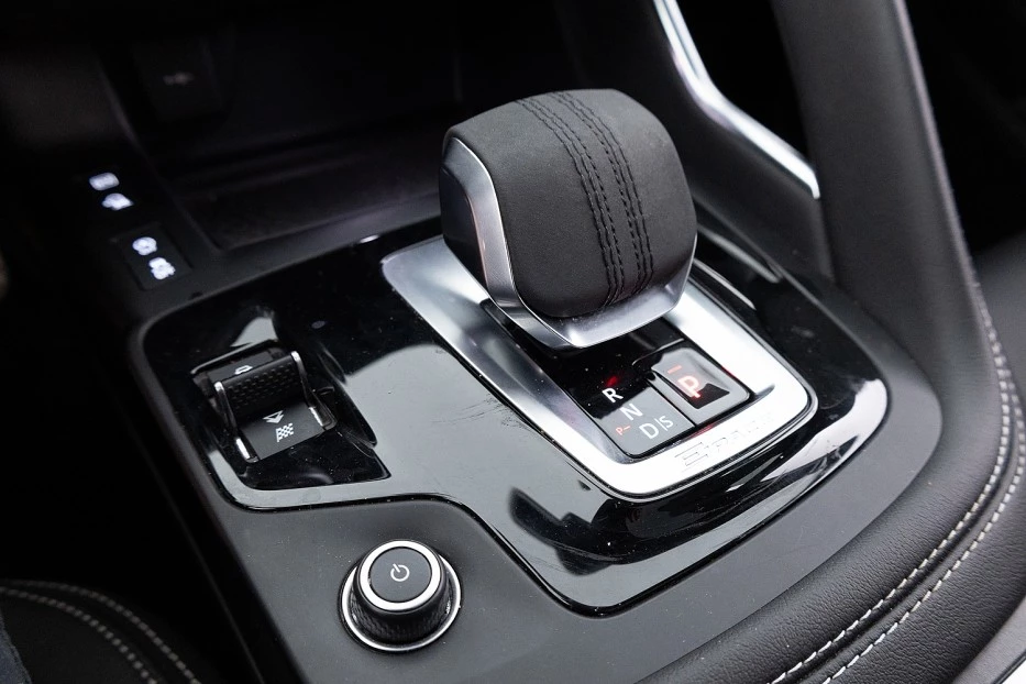 Jaguar E-PACE – foto 34