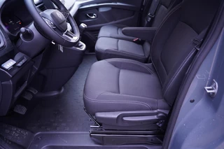 Renault Trafic – thumbnail 22