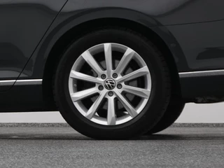 Volkswagen Passat – thumbnail 40