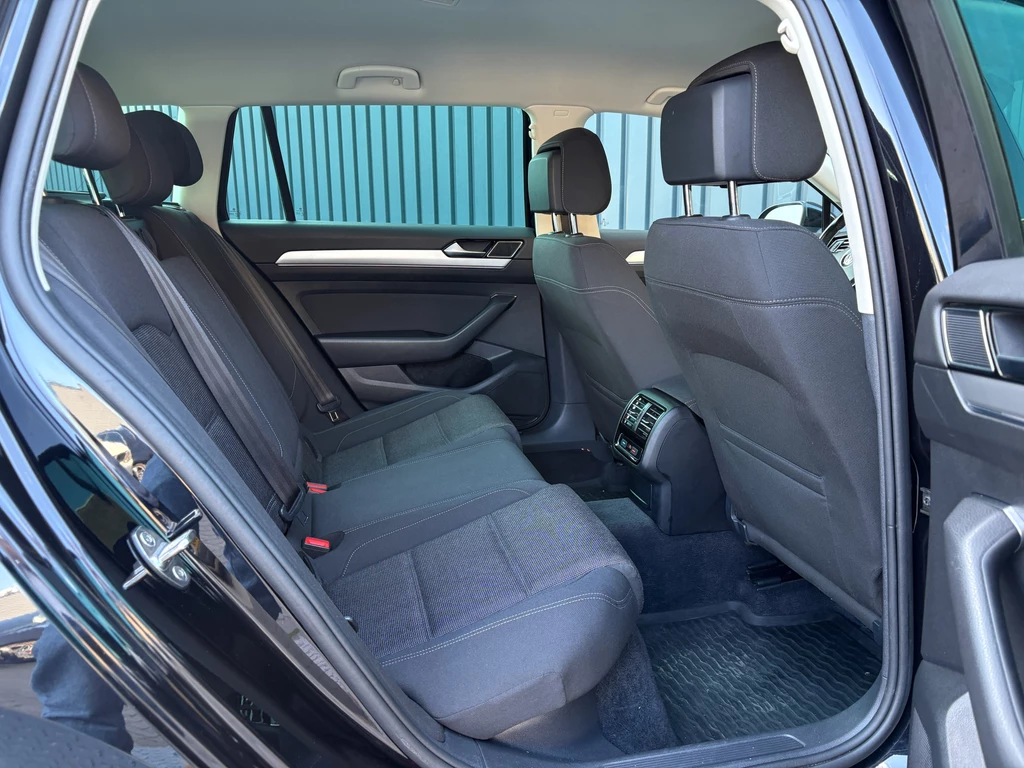 Volkswagen Passat – foto 31