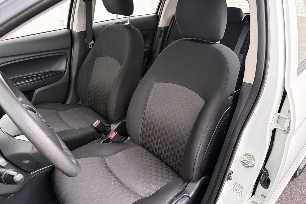 Mitsubishi Space Star – foto 9