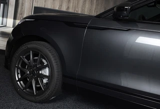 Land Rover Range Rover Velar – thumbnail 23