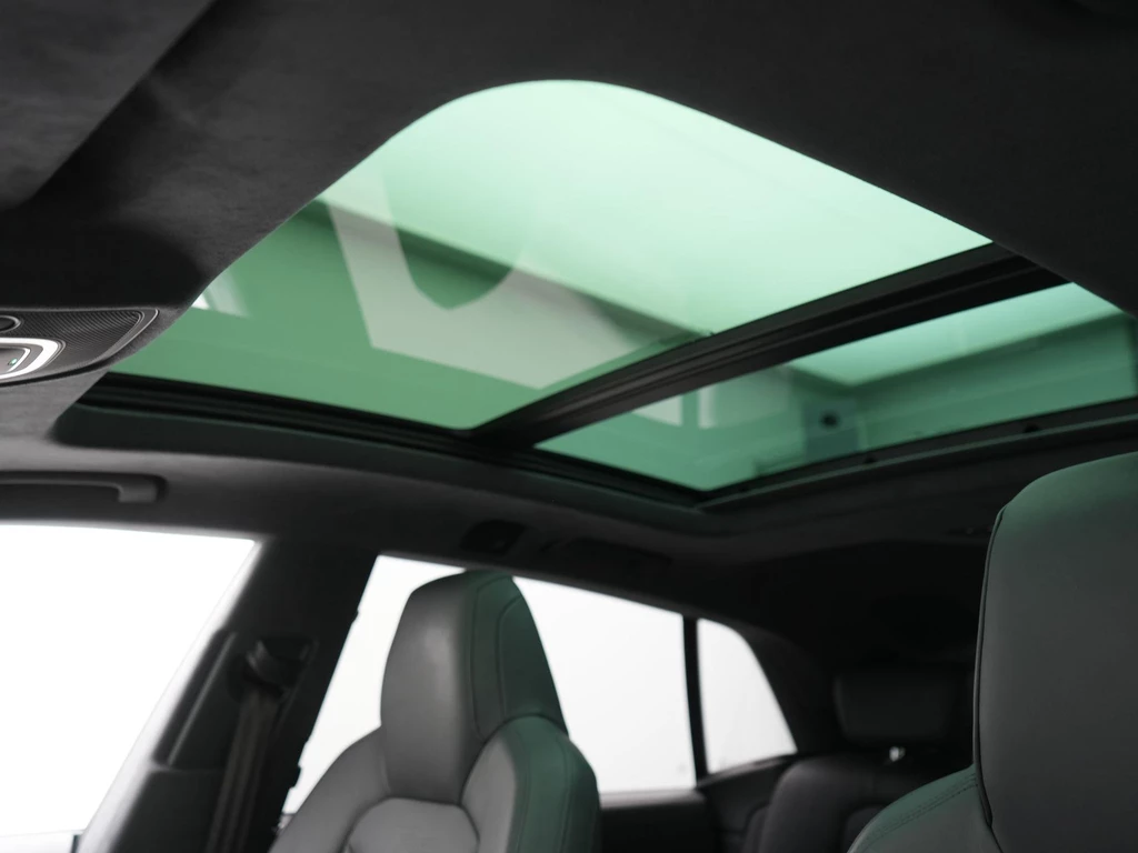 Audi RSQ8 – foto 54