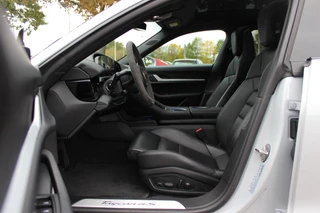 Porsche Taycan – thumbnail 14
