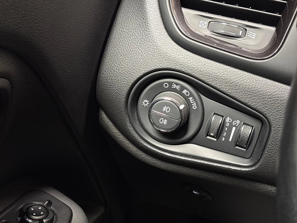 Jeep Renegade – foto 23