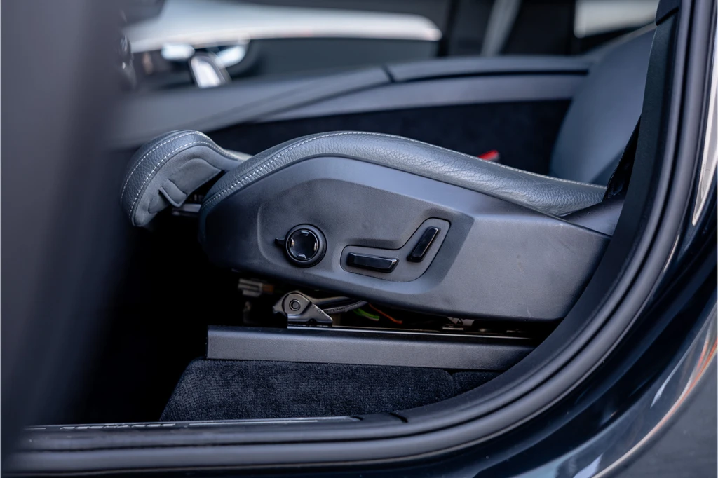 Volvo XC90 – foto 12