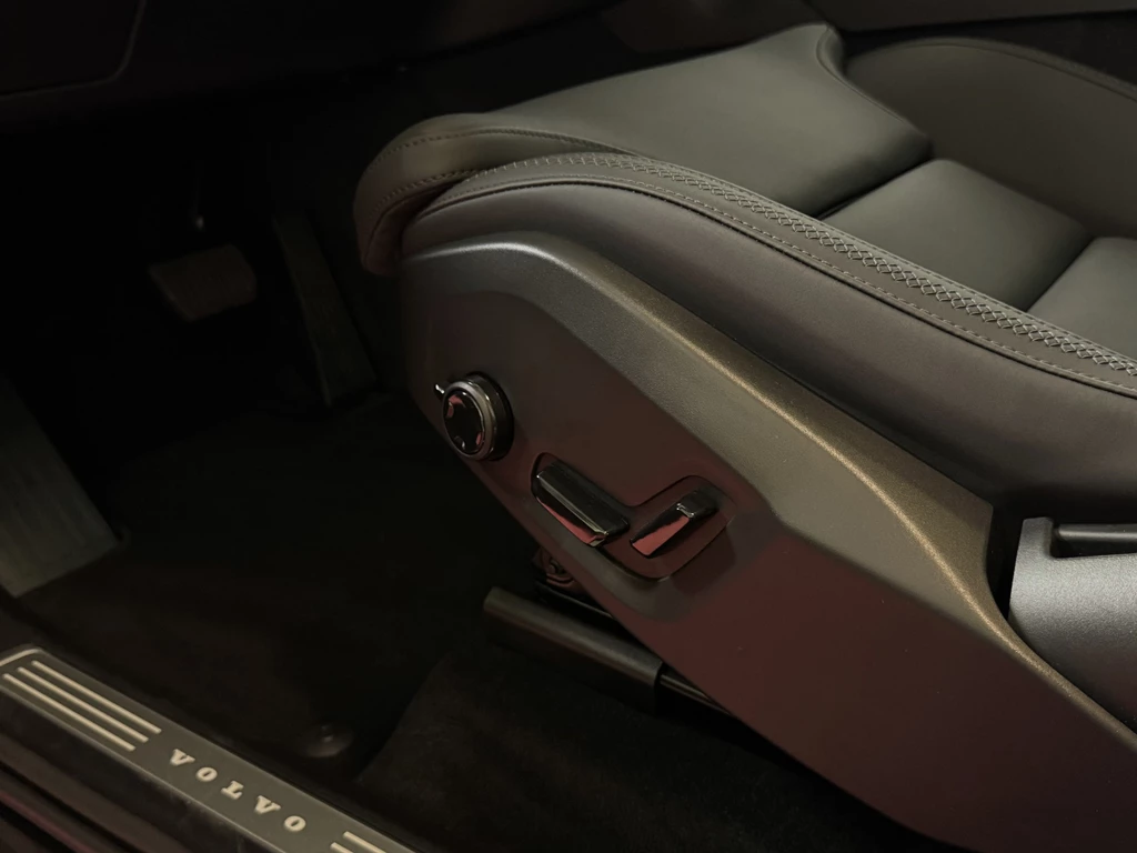 Volvo XC90 – foto 29