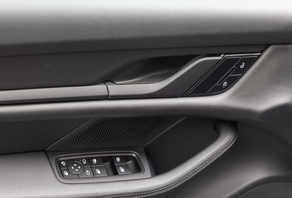 Porsche Taycan – foto 13