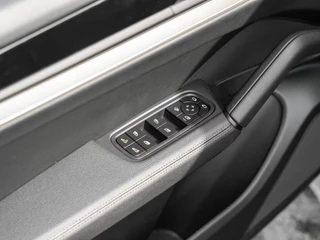 Porsche Cayenne – thumbnail 18