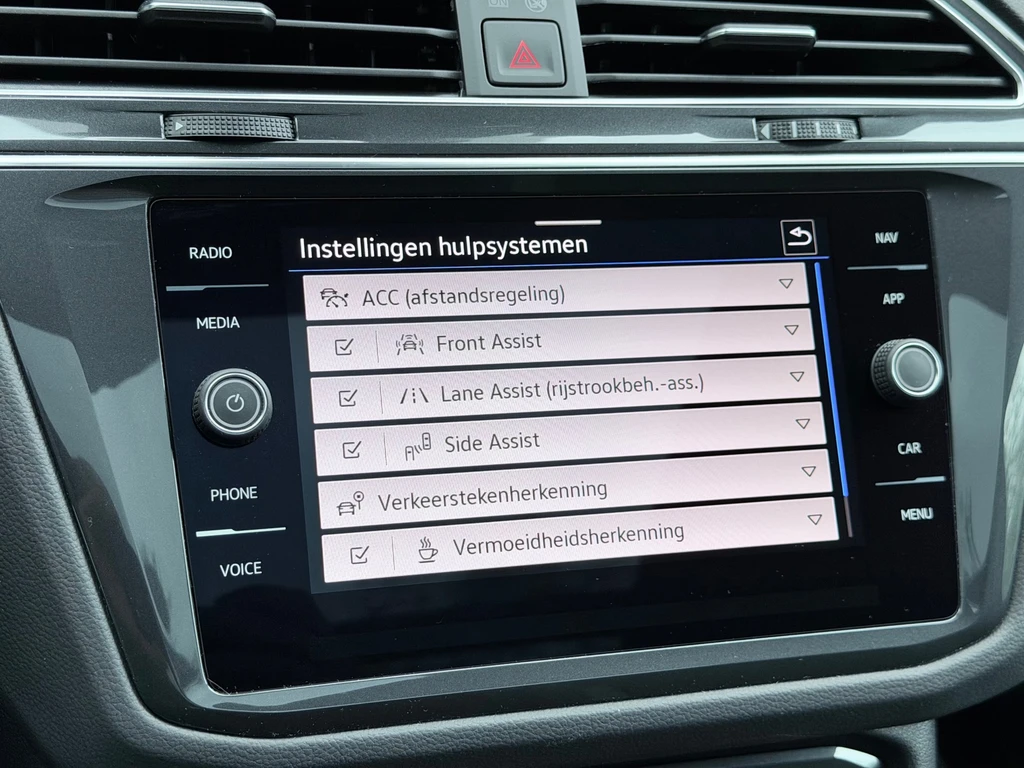 Volkswagen Tiguan – foto 22