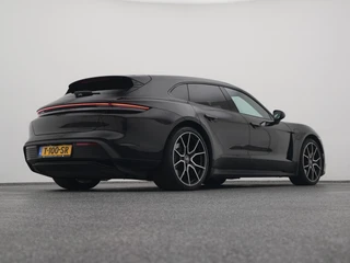 Porsche Taycan – thumbnail 11