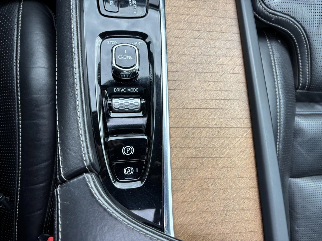Volvo XC90 – foto 21