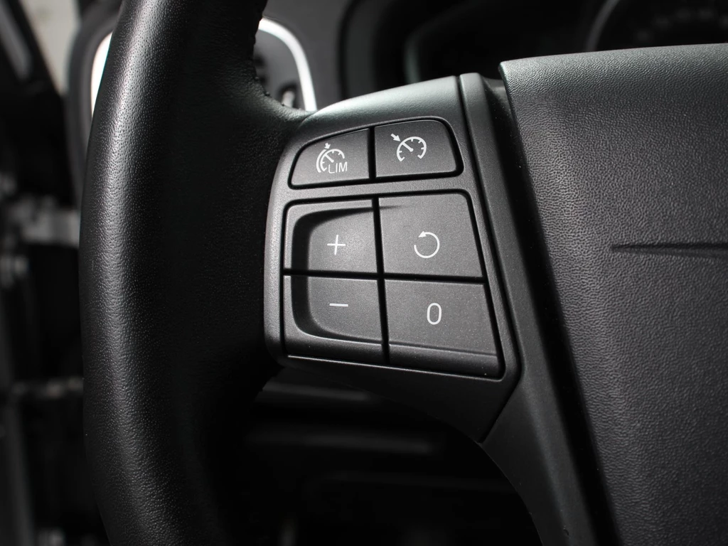Volvo V40 – foto 18