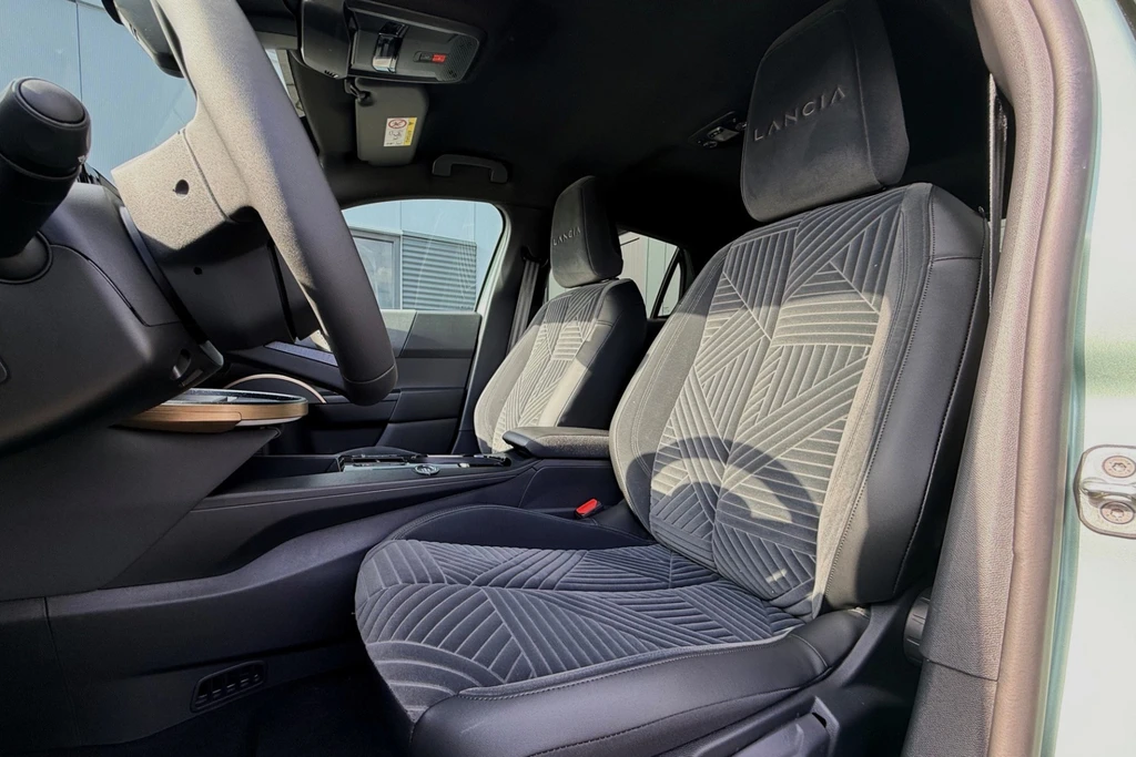 Lancia Ypsilon – foto 8