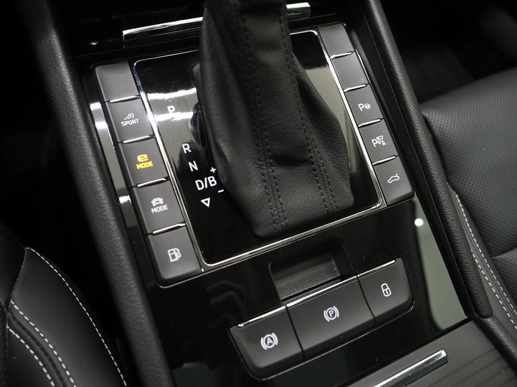 Škoda Superb – foto 37