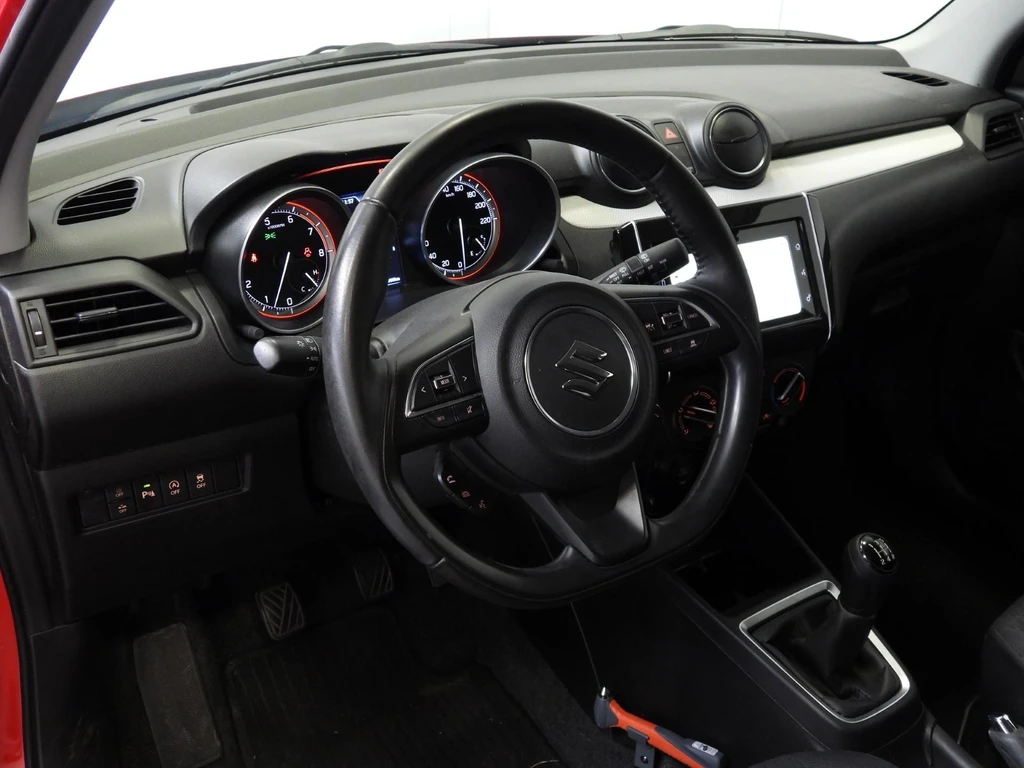 Suzuki Swift – foto 7
