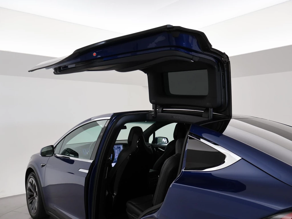 Tesla Model X – foto 35