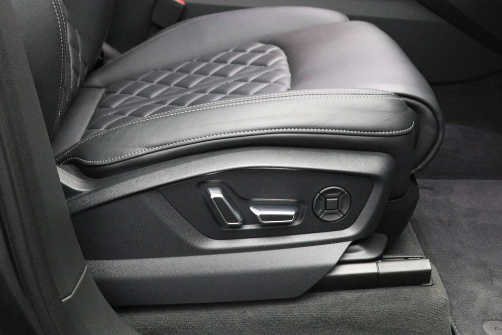 Audi Q7 – foto 26