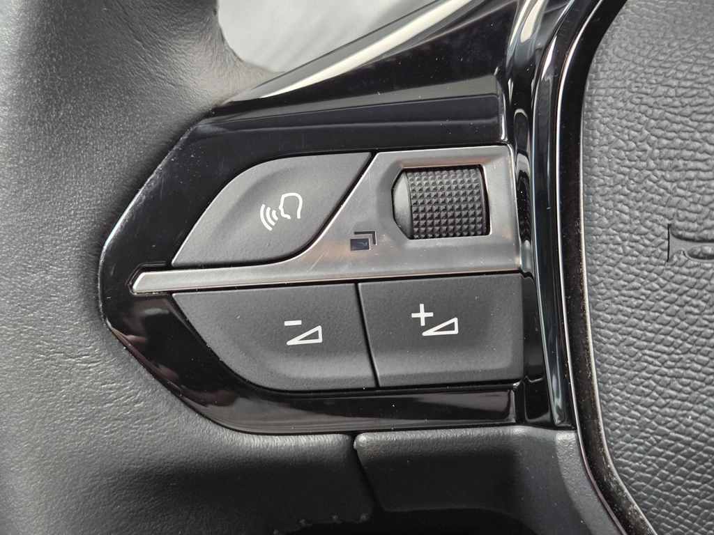 Peugeot 208 – foto 26