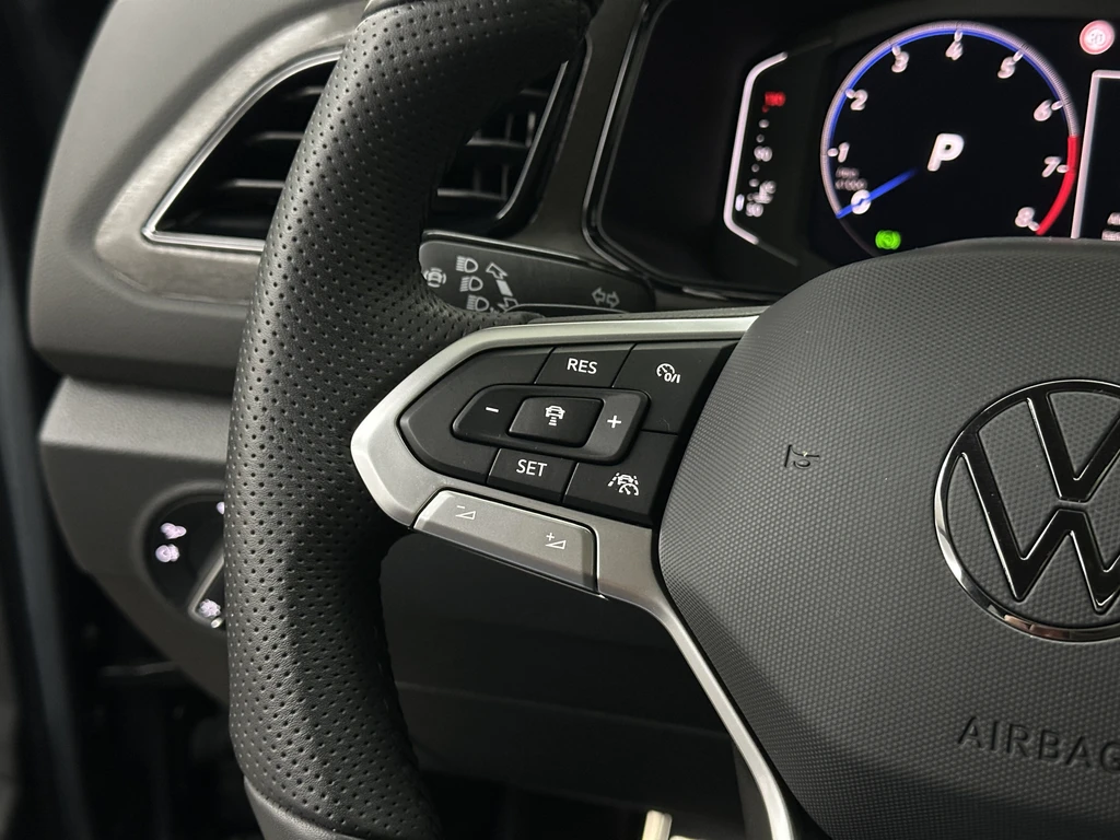 Volkswagen T-Roc – foto 14