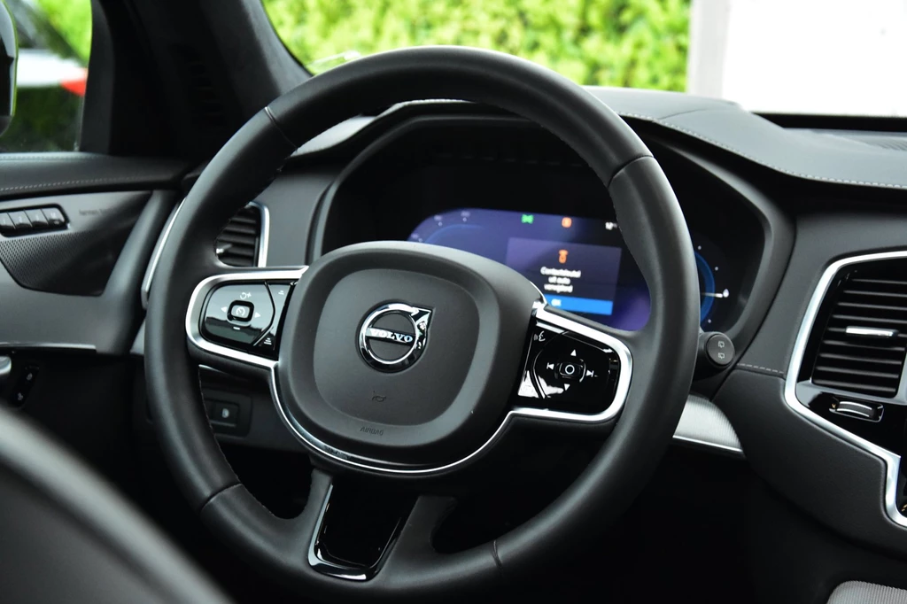 Volvo XC90 – foto 15