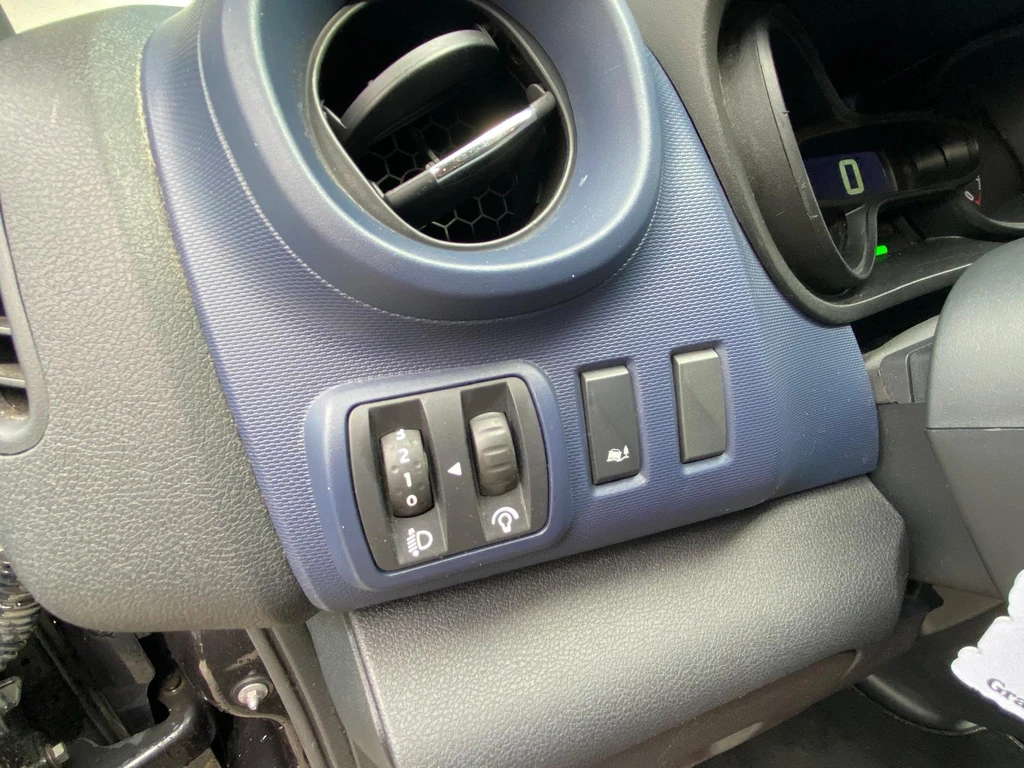 Opel Vivaro – foto 15