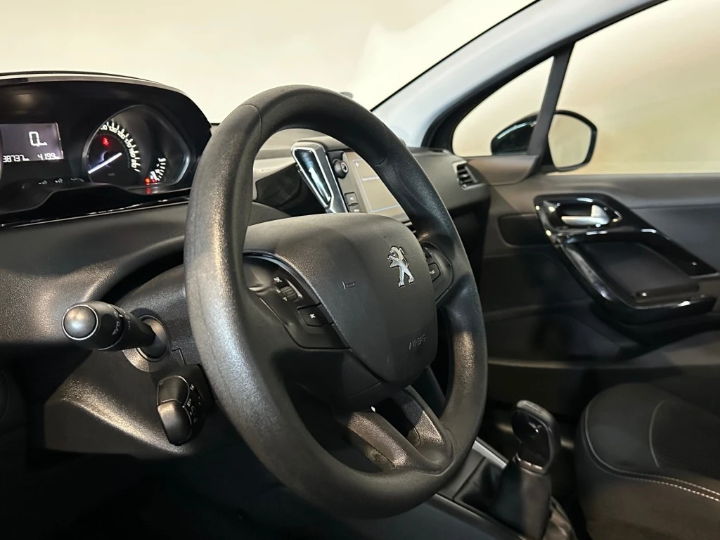 Peugeot 208 – foto 38