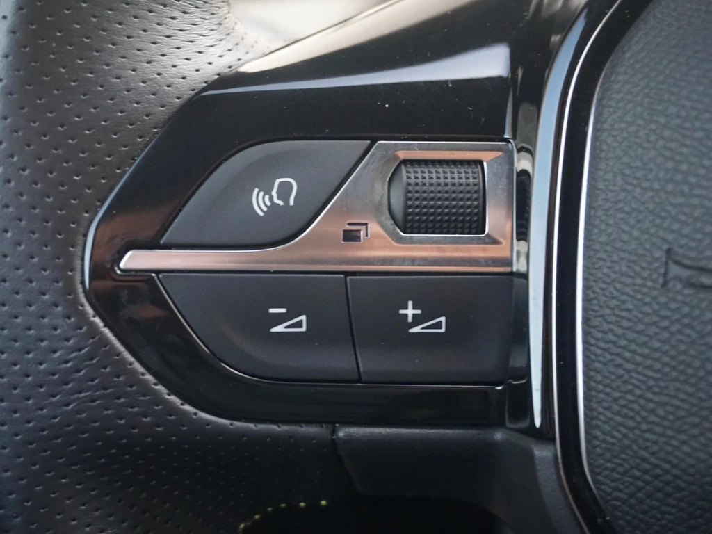 Peugeot e-2008 – foto 20