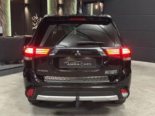 Mitsubishi Outlander – thumbnail 4