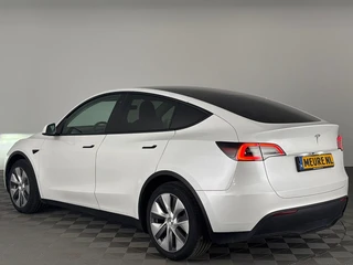 Tesla Model Y – thumbnail 1