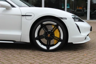 Porsche Taycan – thumbnail 15